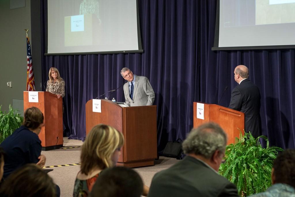 Incumbent state Sen. Wendy Davis,left, argues for increasing school funding.
Her opponent, Mark Shelton, argues for Texan energy independence 
Carrie Duke/ The Collegian