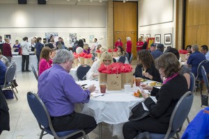 Faculty and students on NE have a healthy lunch and learn about cardiovascular health. Photos by Katelyn Townsend/The Collegian