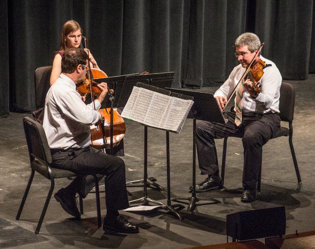 The+professional+string+musicians+group+Yellow+Rose+Trio+performs+April+19+at+the+SE+Campus+theater.