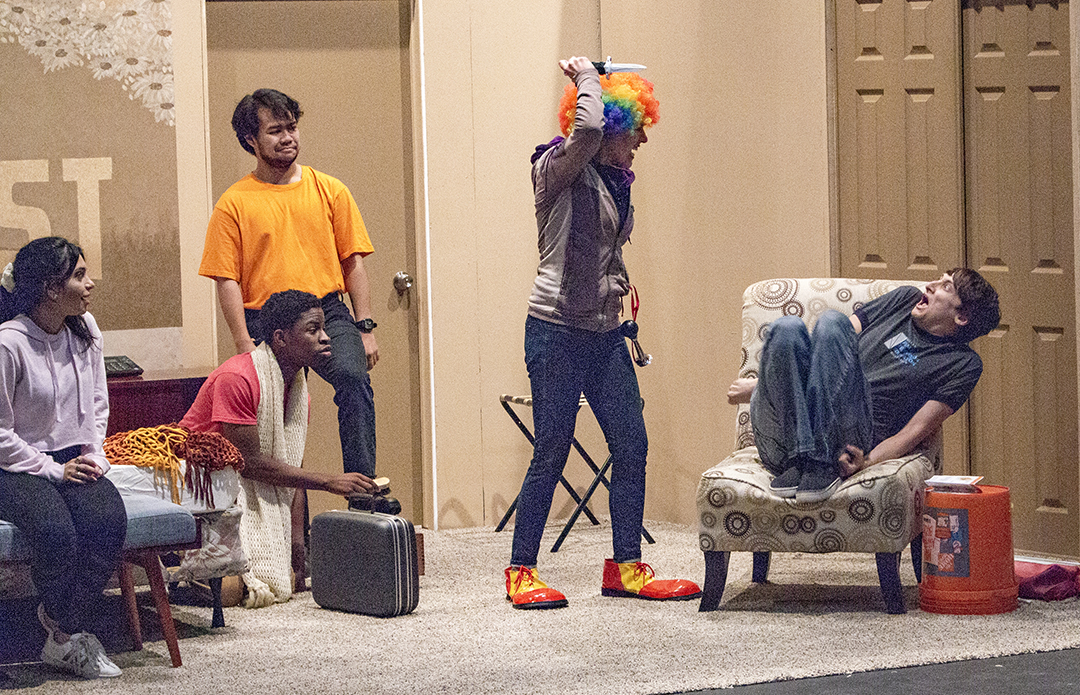 SE student actors rehearse the “newlywed” scene to perfect their joke delivery for the comedy Wonder of the World. The play will run Oct. 3-6 in the Roberson Theatre on SE Campus.