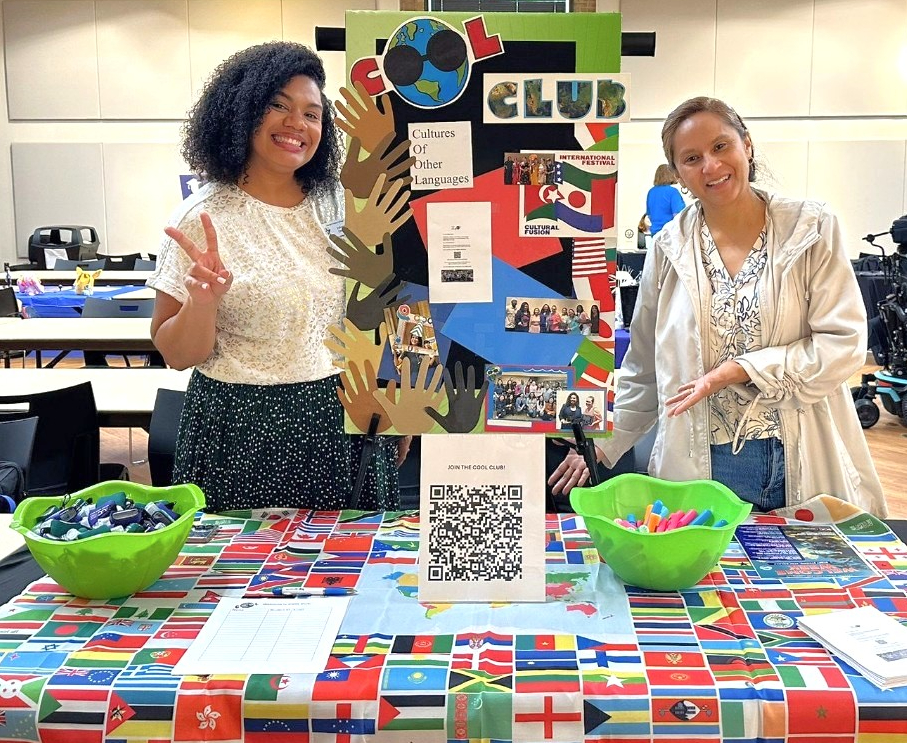 Advisers Juliana Owuori and Mayra Mancera Flores pose during Club Rush Jan. 29 where they were recruiting members for COOL Club.